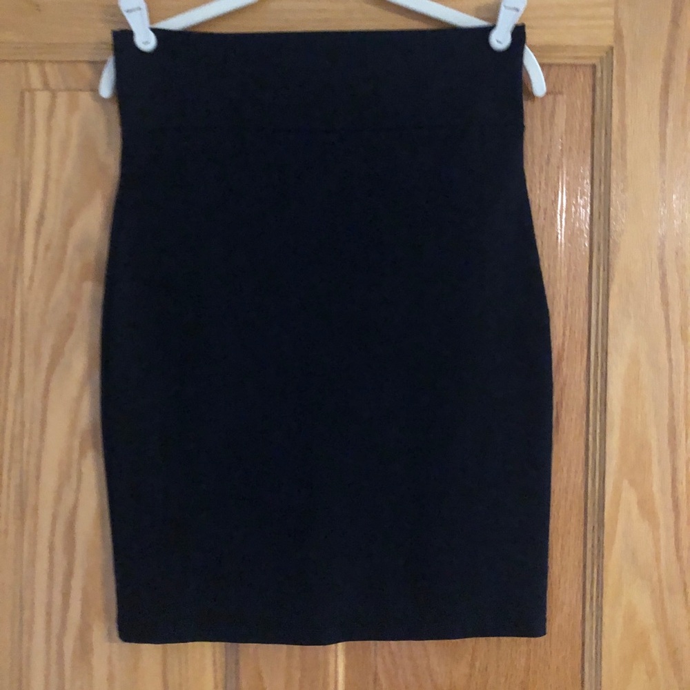 Classic Black Pencil Skirt EUC